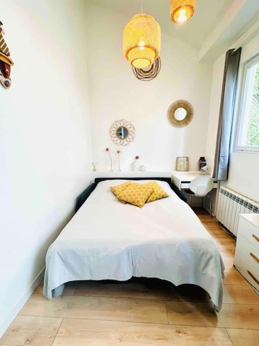 Jolie Mini Maison Lovely Tiny House Vitry-sur-Seine Εξωτερικό φωτογραφία